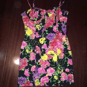 I am selling this very nice material dress.